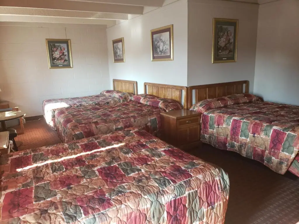 Continental Inn 4